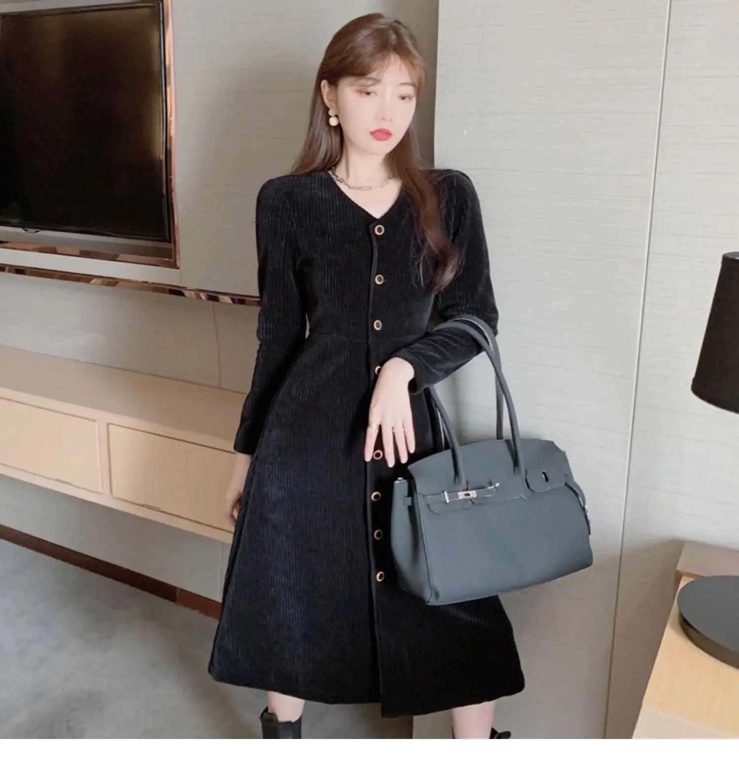

French Long Slim Slim Long Sleeve Thickening Dress Ladies Autumn And Winter 2020 New Joker Split V-neck Dress