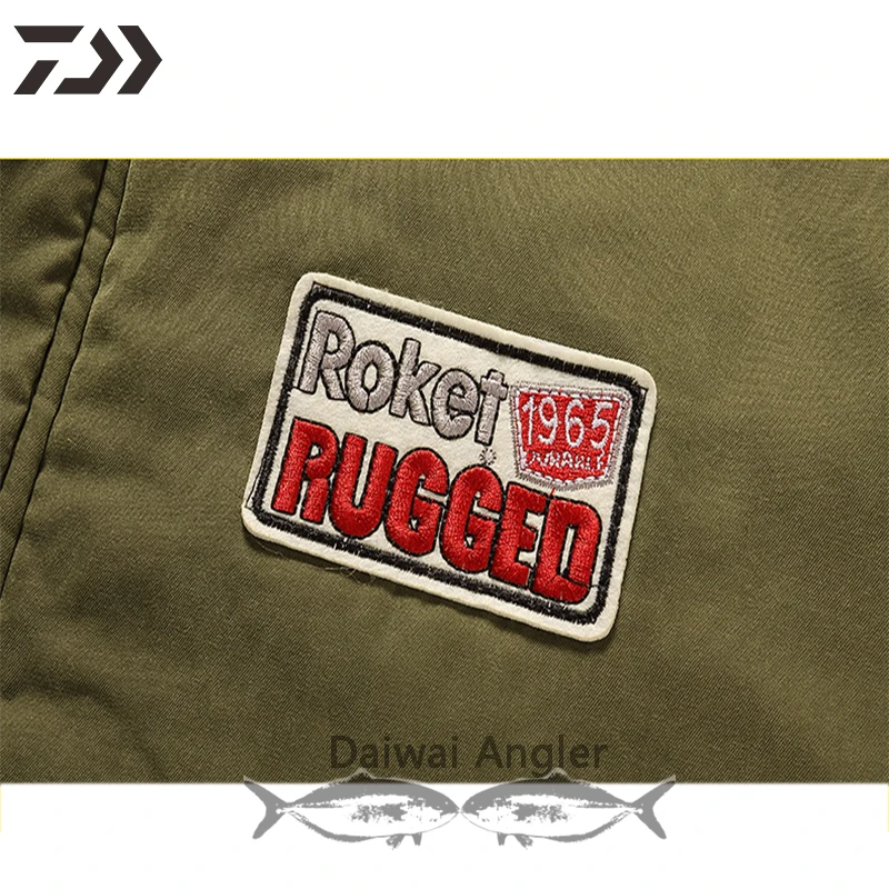Daiwa Thick Cotton Fishing Jacket Men Windproof Thermal Hiking Fish Clothes Print Hooded Zipper Camping Outdoor Clothing
