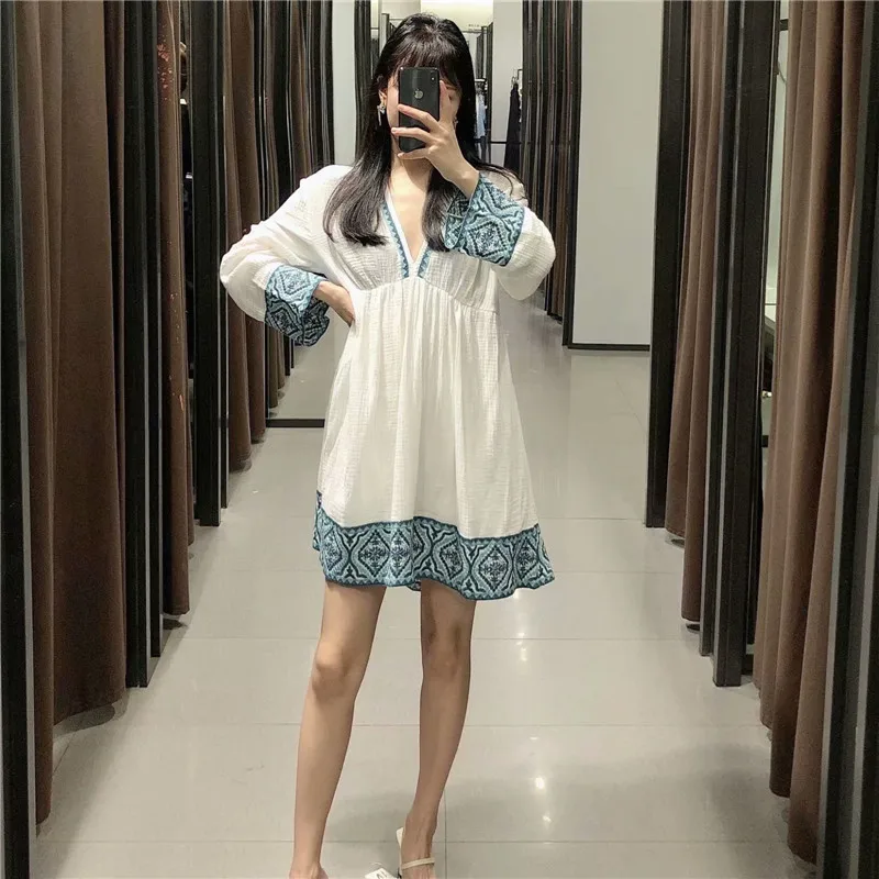 

Women Textured Mini Embroidery Dress Za 2021 Patchwork Long Puff Sleeve Vintage Loose Summer Dress Woman Pleated White Dresses