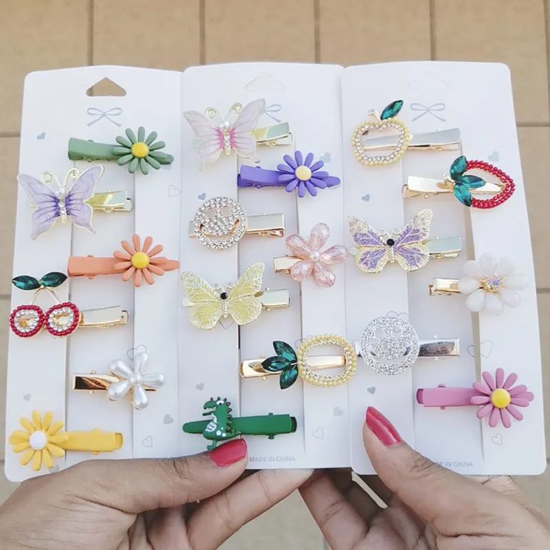 Маленькая свежая и простая заколка с утконосом милая челка для волос детей