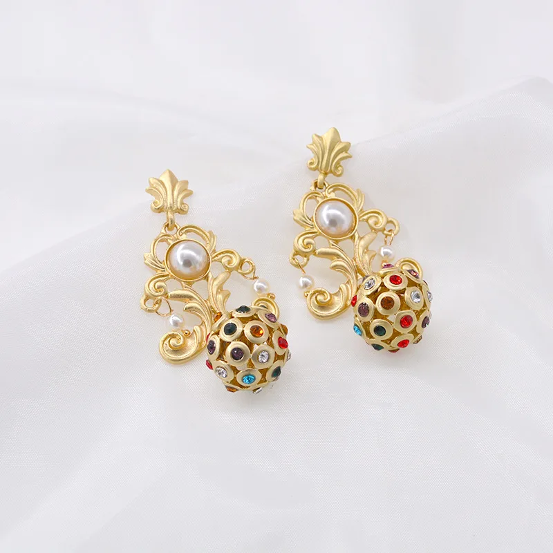 Женские винтажные серьги в стиле барокко Золотые подвески Корейском длинные с