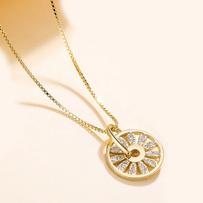 

Fashion lucky Floret color gold necklace zircon pendant necklaces transfer disk round necklace for women fashion jewelry gift