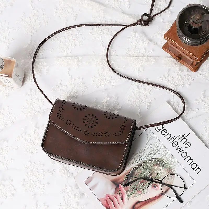 Women's Mini Shoulder Bag Hollowed Out Flower Pattern Small, Exquisite And Light Retro Literary Leisure Versatile Messenger Bag