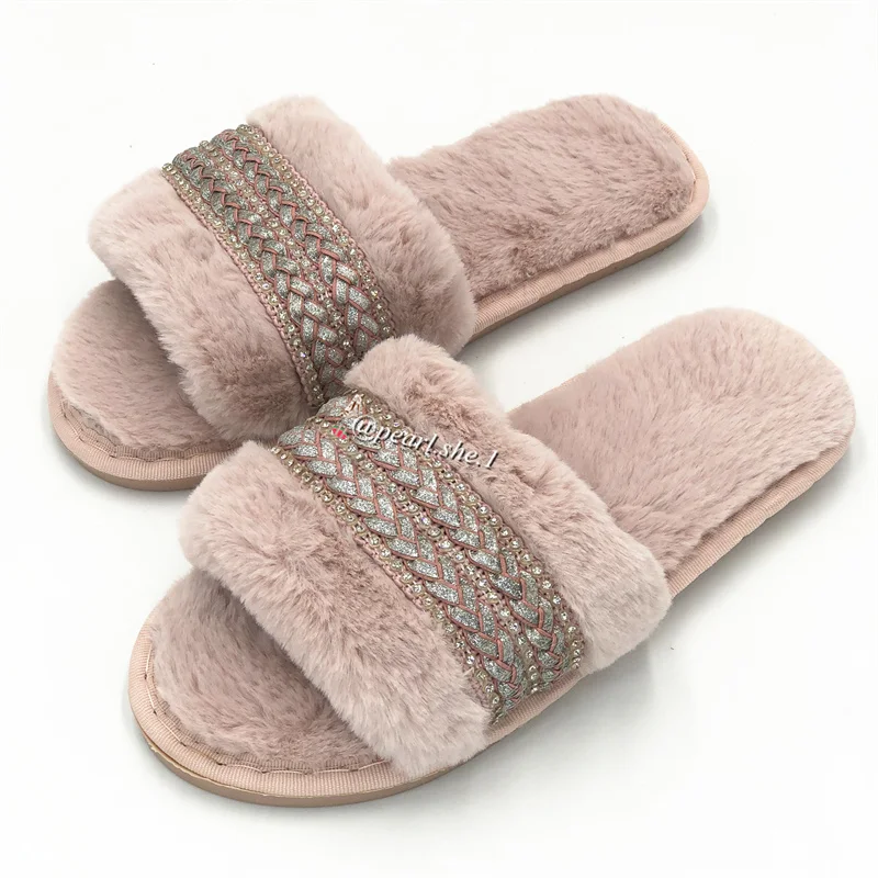 

Designer Girl Fashion Fur Slippers Wholesale Faux Fur Cross Indoor Floor Slides personalized slippers
