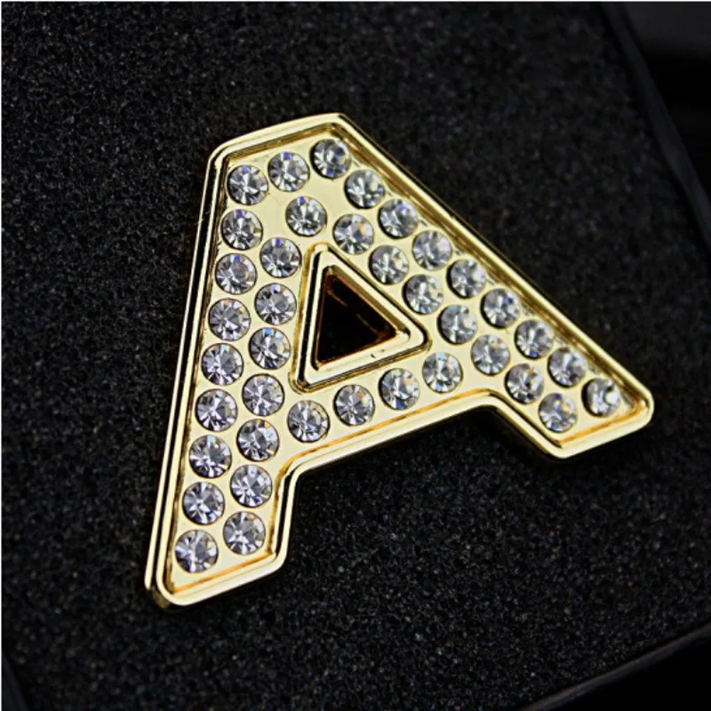 Кристальный значок с бриллиантом Автомобильная наклейка Доберман буквы Алфавит