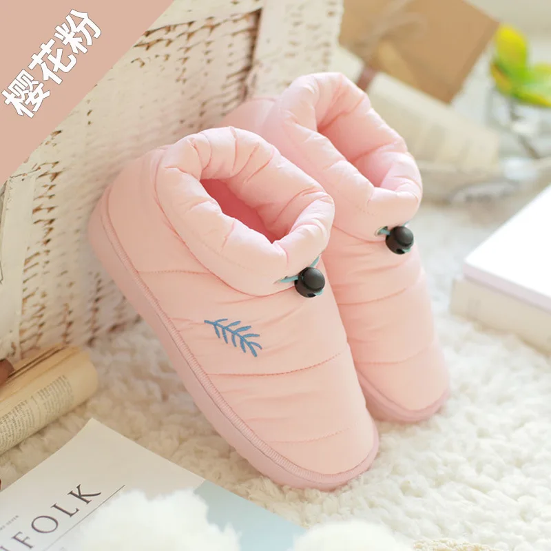 Waterproof down cloth cotton slippers in winter women's bag with thick soles and antiskid couple's living in home, indoor, images - 6