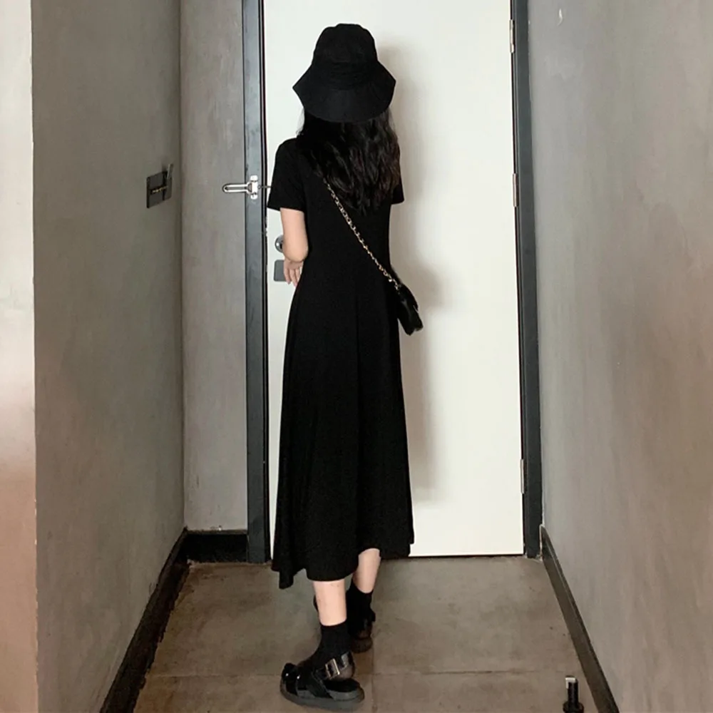 

Japanese Korean Version Summer Dress Casual Fashion Simple Designer Thin Split Fork Black Round Neck Summer 2021