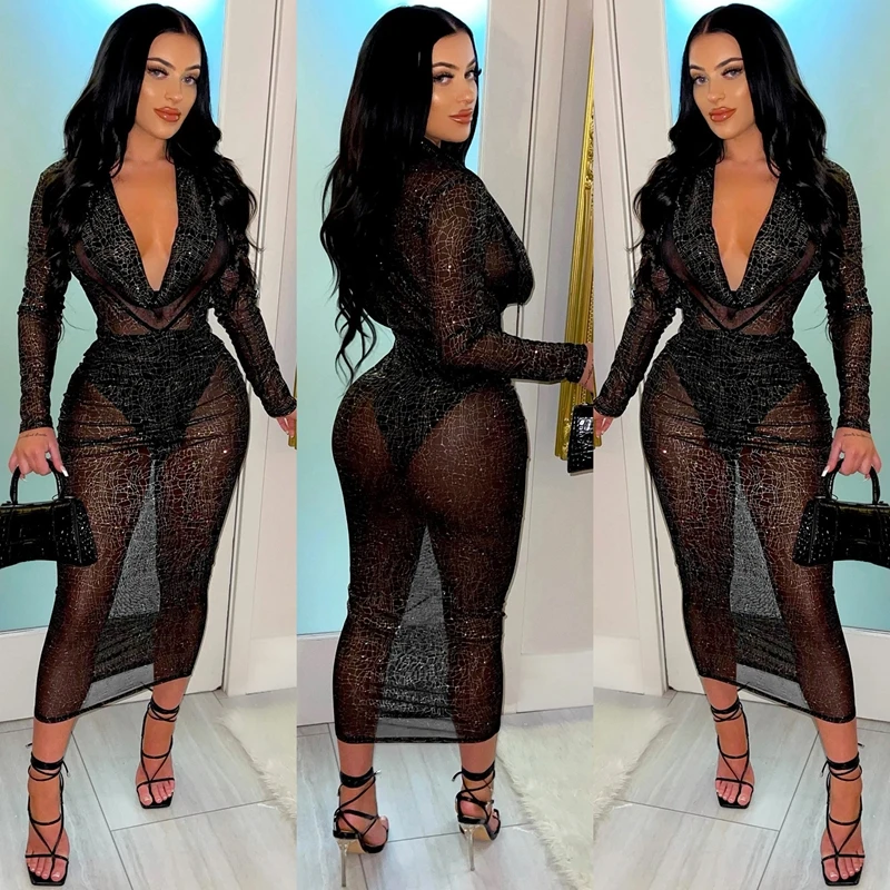 

Женское платье с длинным рукавом и глубоким V-образным вырезом