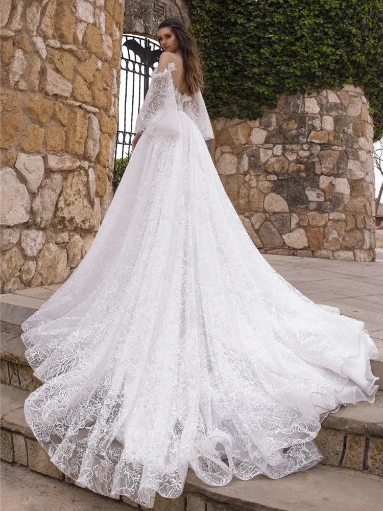 

Elegant Illusion Long Sleeve Vintage Wedding Dresses 2021 Luxury Scoop Neck Appliques Court Train A Line Bridal Gowns