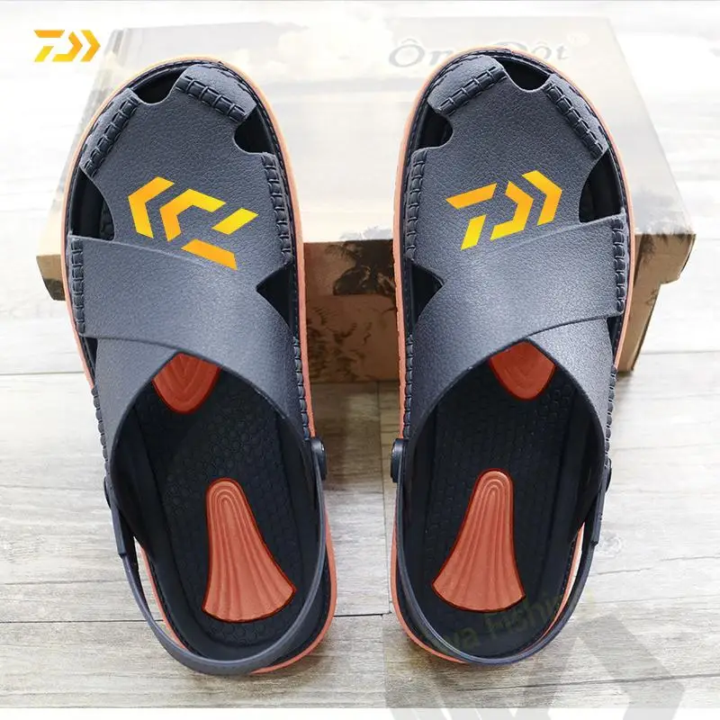 

2021 Summer Sports Daiwa Shoes for Fishing Men's Outdoor Mountaineering Fishing Shoes Waterproof Beach Sandals Non-Slip Soft