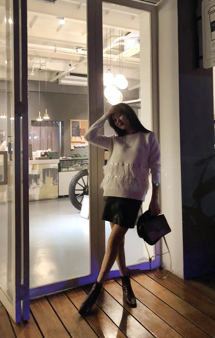 Женский пуловер с бриллиантами и страусом WHITNEY WANG Осень-зима 2019 свитер перьями |