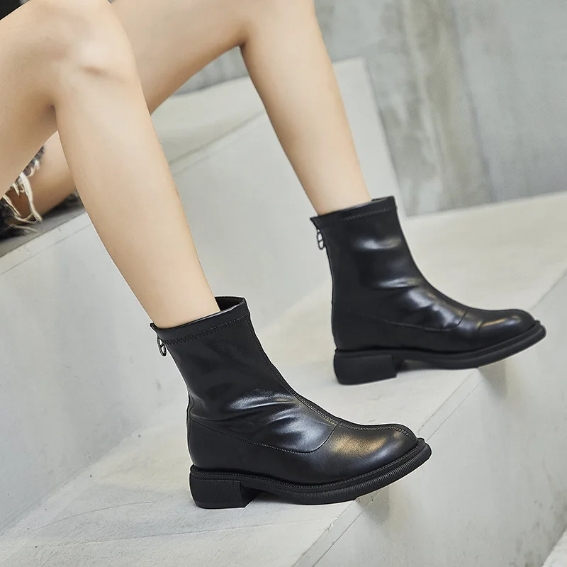 

Plus velvet Martin boots women's 2022 winter new short boots plus cotton warm straight locomotive boots increase boots