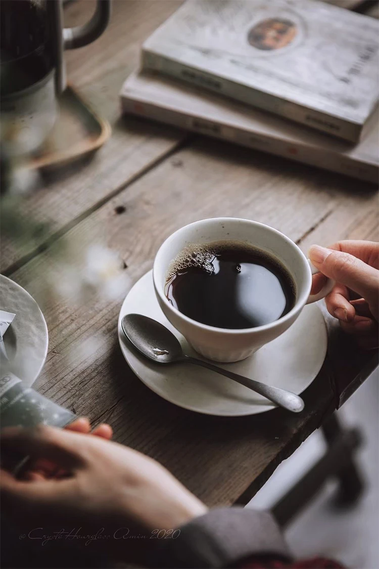 

Kitchen,Dining & Bar