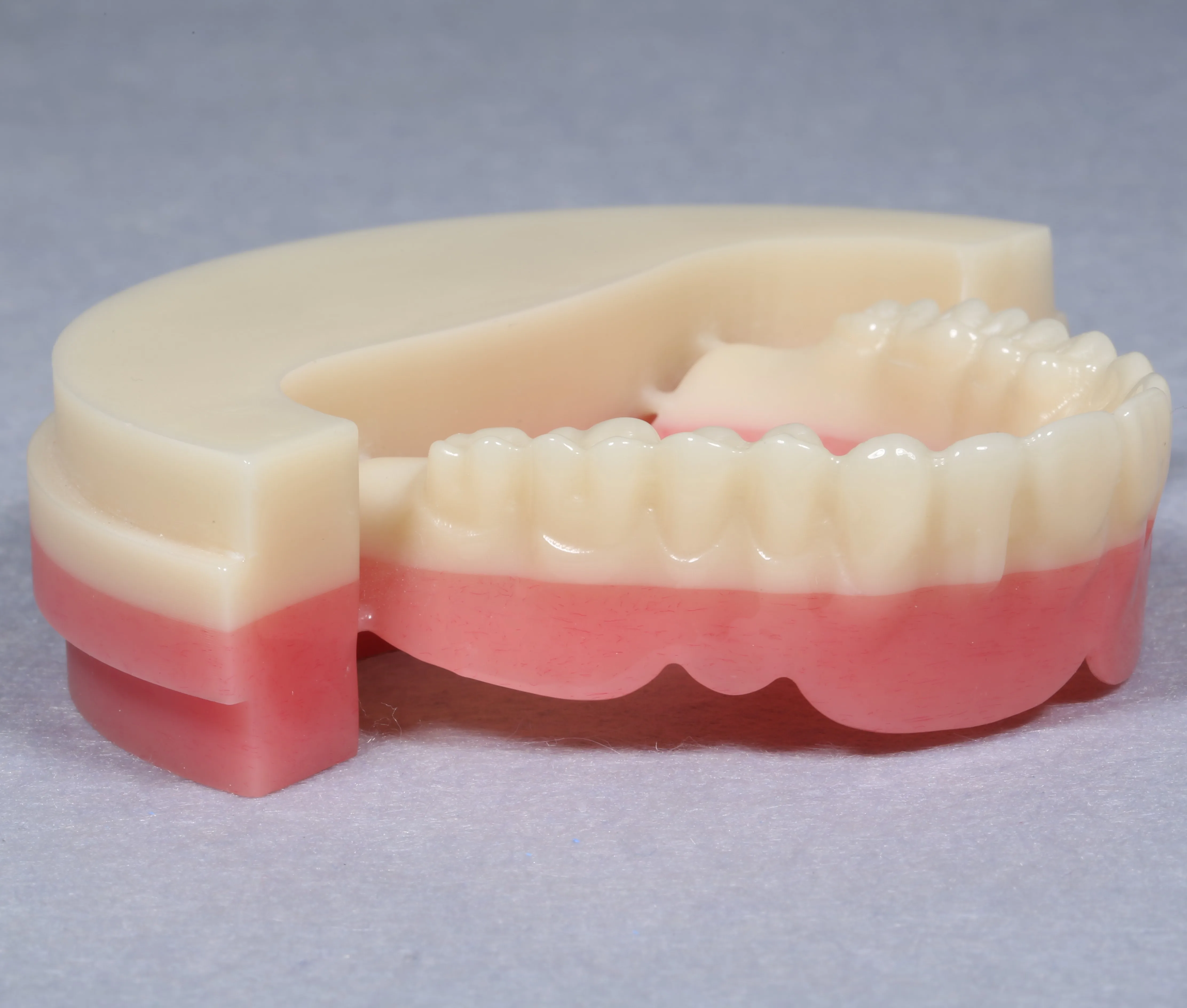 Monochrome and Multilayer PMMA Block (30mm 40mm) for Digital Full Arch Denture Stable Denture Excellent Long-term Stability