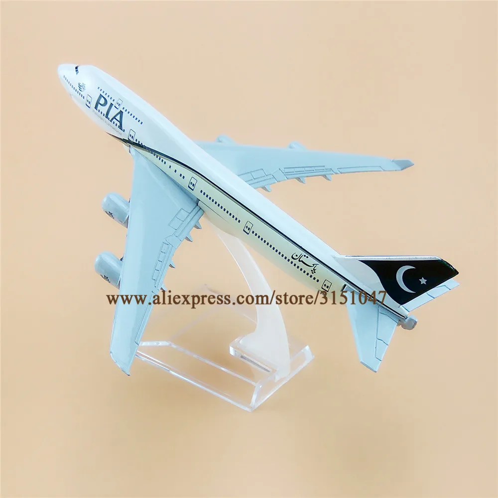 

Air Pakistan Airlines PIA Boeing 747 B747-400 Airways Airplane Model Alloy Metal Model Plane Diecast Aircraft 16cm Gift
