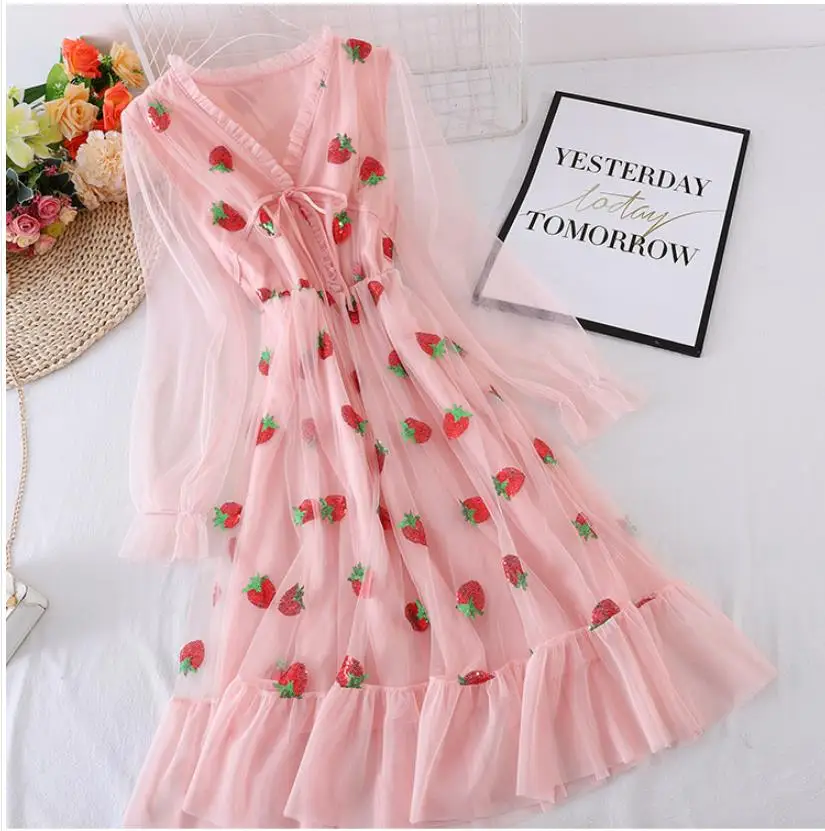 

2020 Summer Women Strawberry Dresses Emrbodiery Strawberry Lady Mesh Dress Femme Sequins Pink Mesh Dresses