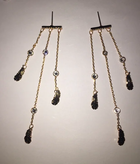 MANDY 2019 Fashion Black Feather Long Fringe Earrings 5497873 Accessories To Give Her Girlfriend A Holiday Gift | Украшения и