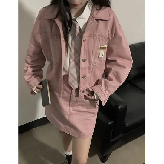 Женский костюм из двух предметов розовый с юбкой в ретро-стиле Осеннее короткое