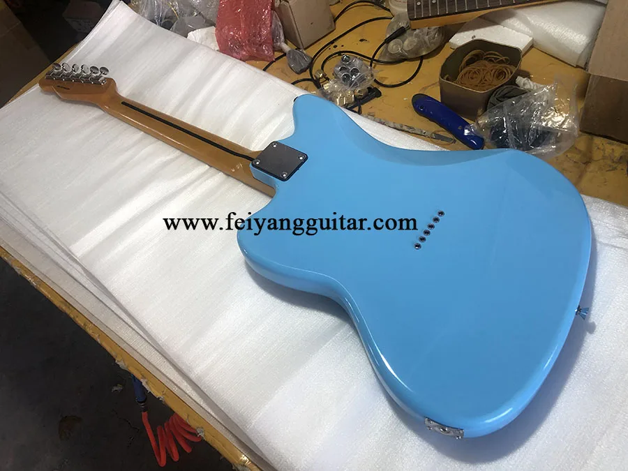 High-quality 6-string electric guitar blue paint special-shaped retro color neck back string package shipping | Спорт и развлечения