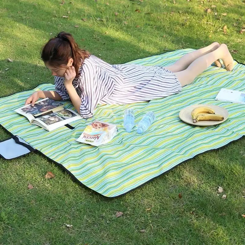 

1.2m*1.5m Outdoor Mat Camping Mat Multiplayer Pad Portable Beach Mat Lightweight Picnic Mat Moisture-proof Mat Indoor Blanket