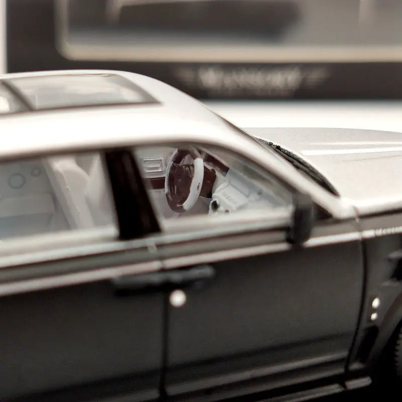 TIME Model 1:64 для коллекции лимитированной серии Mansory Cullinan Diecast| |