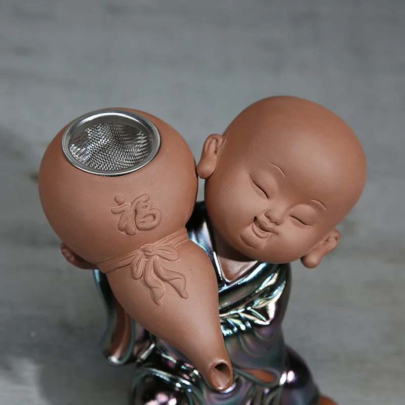 

Free Shipping Tea Pets Ornament Folk Art Purple Clay Decoration Crafts Figurines Little Monk Baby Boy Spray Pee Tea Accessories