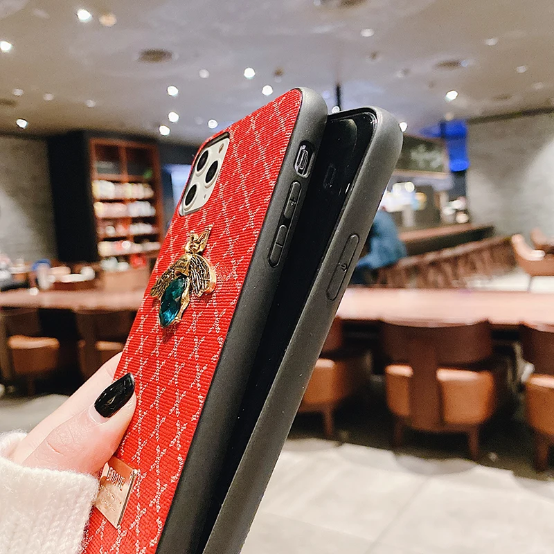 

Luxury Brand Flower Hard leather Diamond bee phone case for apple iphone X XR XS MAX 7 8 6 6s plus 7plus 10 11 Pro cover coque