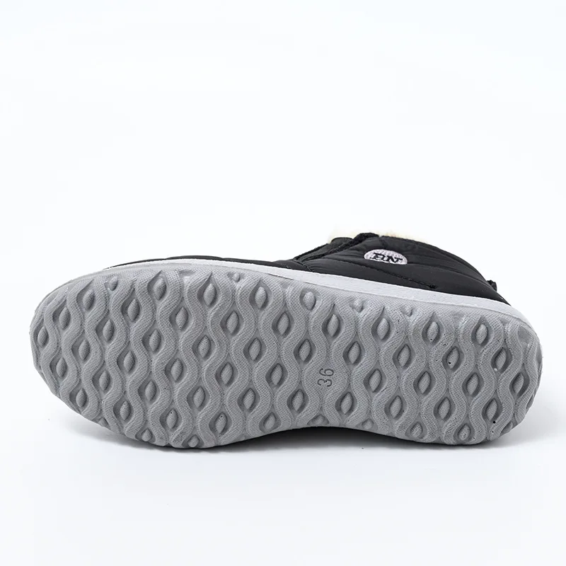 Women Boots Ultralight Winter Shoes Women Ankle Botas Mujer Waterpoor Snow Boots Female Slip On Flat Casual Shoes Plush Footwear