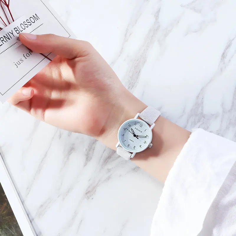 

Korean version of simple digital scale literary retro college stone pattern belt fashion female watch student watch gift