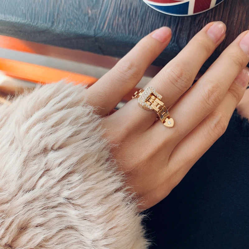 

Luxury Fashion Gold Color Metal Adjustable Rings for Women Vintage Open Belt Ring Chain Jewelry Gift