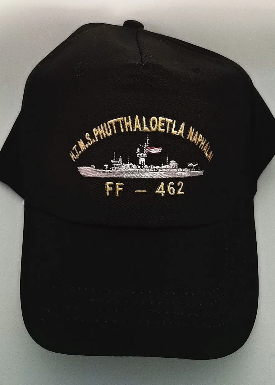 Черная бейсболка H. T. M. S. PHUTTHALOETLA NAPHALAI|Мужские бейсболки| |