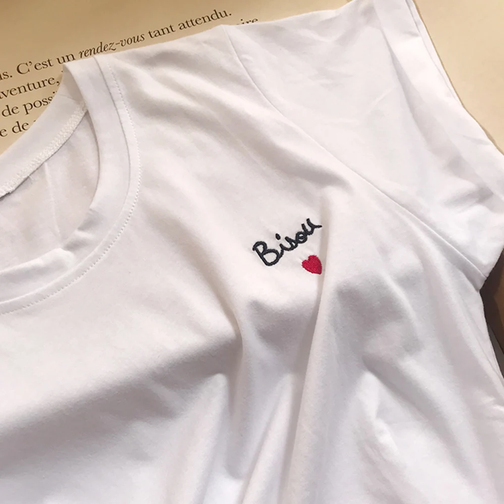

Letter Heart Embroidery T Shirt Women White Cotton Round Neck Short Sleeve Simple Elegant T-shirt Tops Femme Casual Tee Shirts