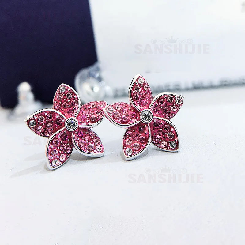 

2020 Fashion Jewelry SWA1:1 High Quality Exquisite Romantic Pink Small Vine Flower Leaf Necklace For Women's Gift