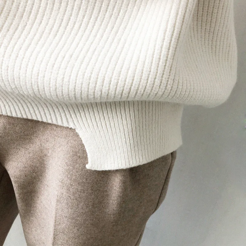 

2020 Women Sexy V neck Sweaters Casual White Loose Long Sleeve Thick Warm Pullover Korean Female OL Knitted Cashmere Sweaters