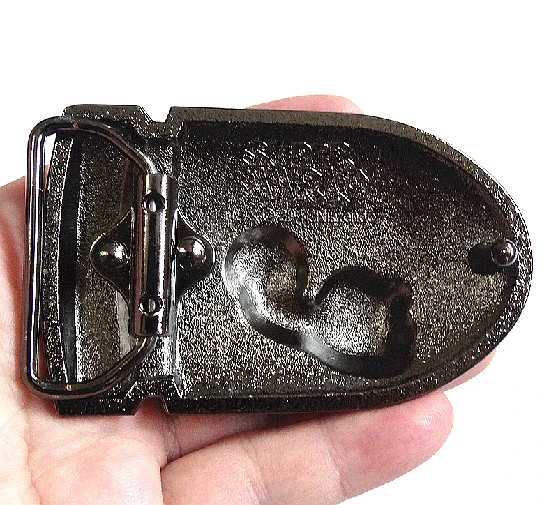 Ремень с пряжкой в виде героя мультфильма Супер Марио ширина 4 см ремень