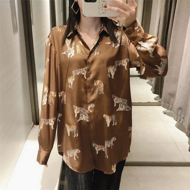 

YOSIBCD Women 2021 Fashion Animal Print Cozy Blouses Vintage Long Sleeve Button-up Female Shirts Blusas Chic Tops