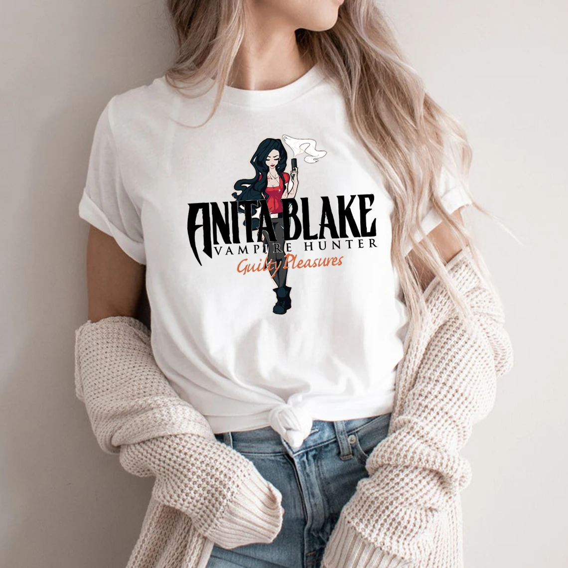 

Anita Blake Guilty T-Shirt Ampire Hunter Series Shirt Unisex Harajuku Graphic Tee Women Short Sleeve Crewneck Tshirt Casual Top