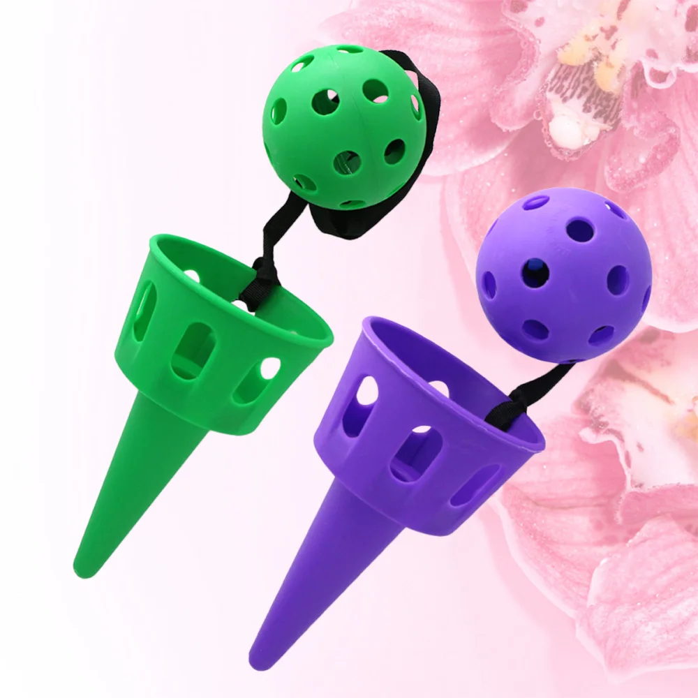 

2 Sets of Scoop Toys Throw Chuck Outdoor Activities for Kids (Red and Blue)