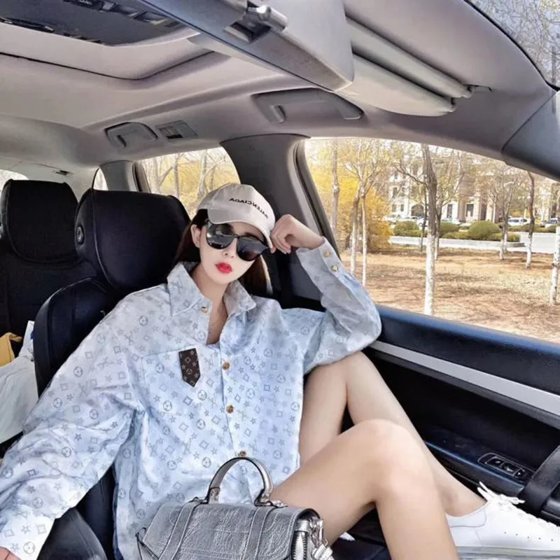 

2021 Spring and Autumn New Fashion Loose Print Simple Women's Medium Length Shirt