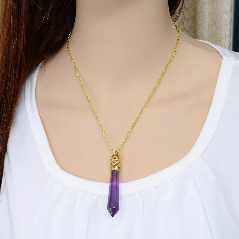 Ожерелье с подвеской из натурального хрустального камня короткое шестигранное