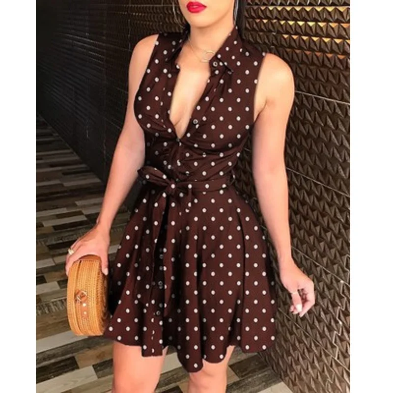 Плиссированное цельнокроеное модное платье с пуговицами и принтом спереди