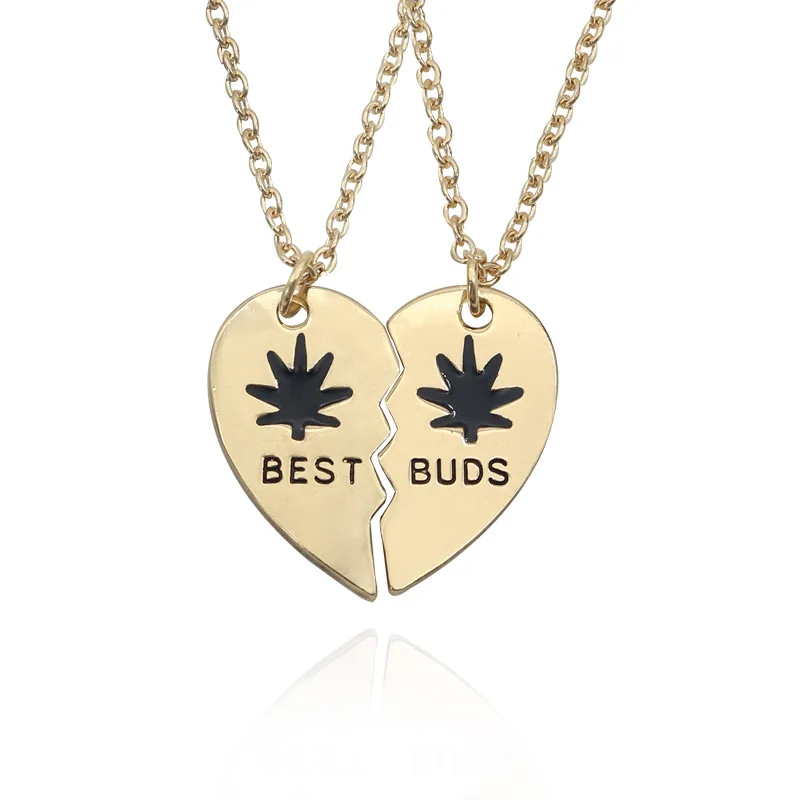 Ожерелье с кулоном в виде разбитого сердца буквами | Украшения и аксессуары