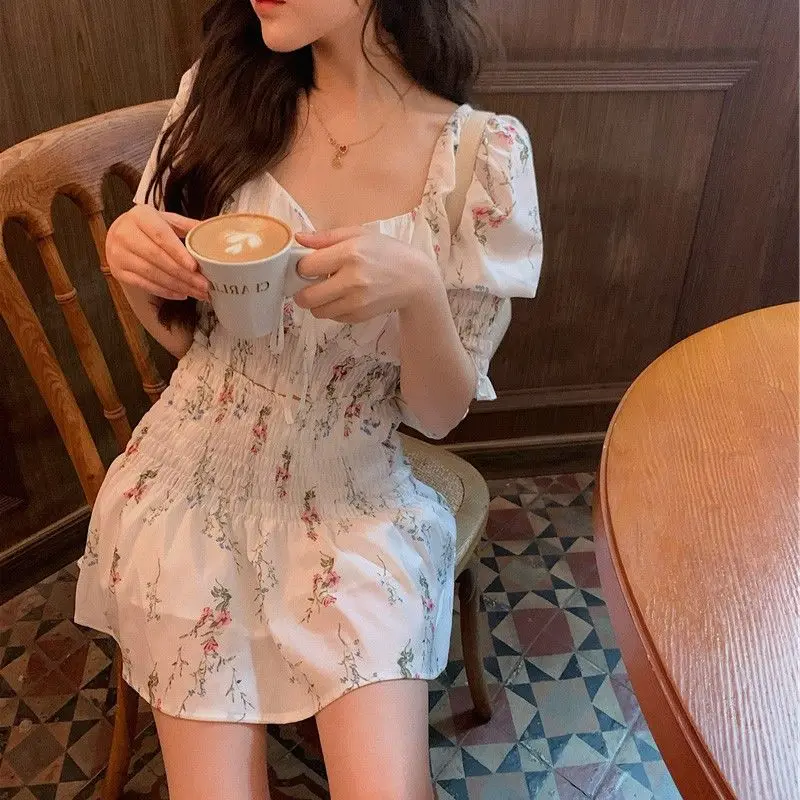 

2021 new French retro platycodon grandiflorum sweet first love gentle wind floral dress children's summer two-piece suit