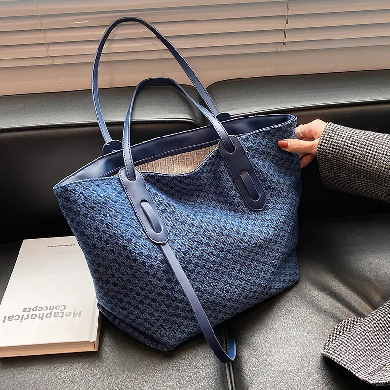 

High-quality Ladies Plaid Large-capacity Shoulder Bag 2022 New Trendy Fashion Cotton Linen Handbag Wild Underarm Tote Bag Women