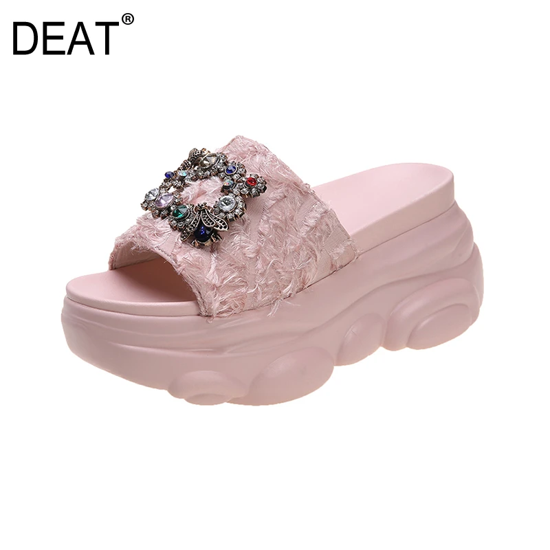 Женские шлепанцы с круглым носком DEAT на платформе квадратной пряжкой украшенные