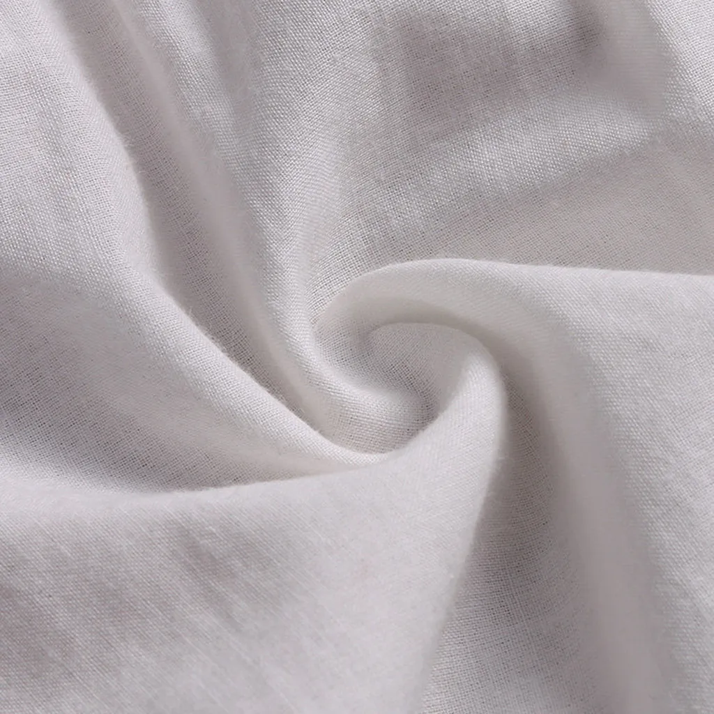 Женская летняя блузка с вышивкой винтажная коротким рукавом и v образным вырезом