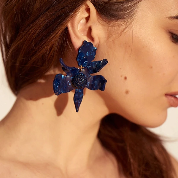 

Europe and the United States fashion jewelry wholesale resin lily flower ear clip earring ornament female