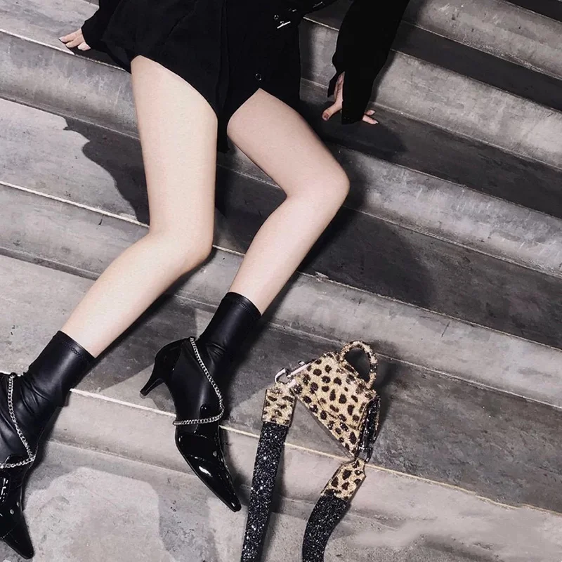 

[EAM] Women New Leopard Triangle Diamond PU Leather Flap Personality All-match Crossbody Shoulder Bag Fashion Tide 2021 18A0734
