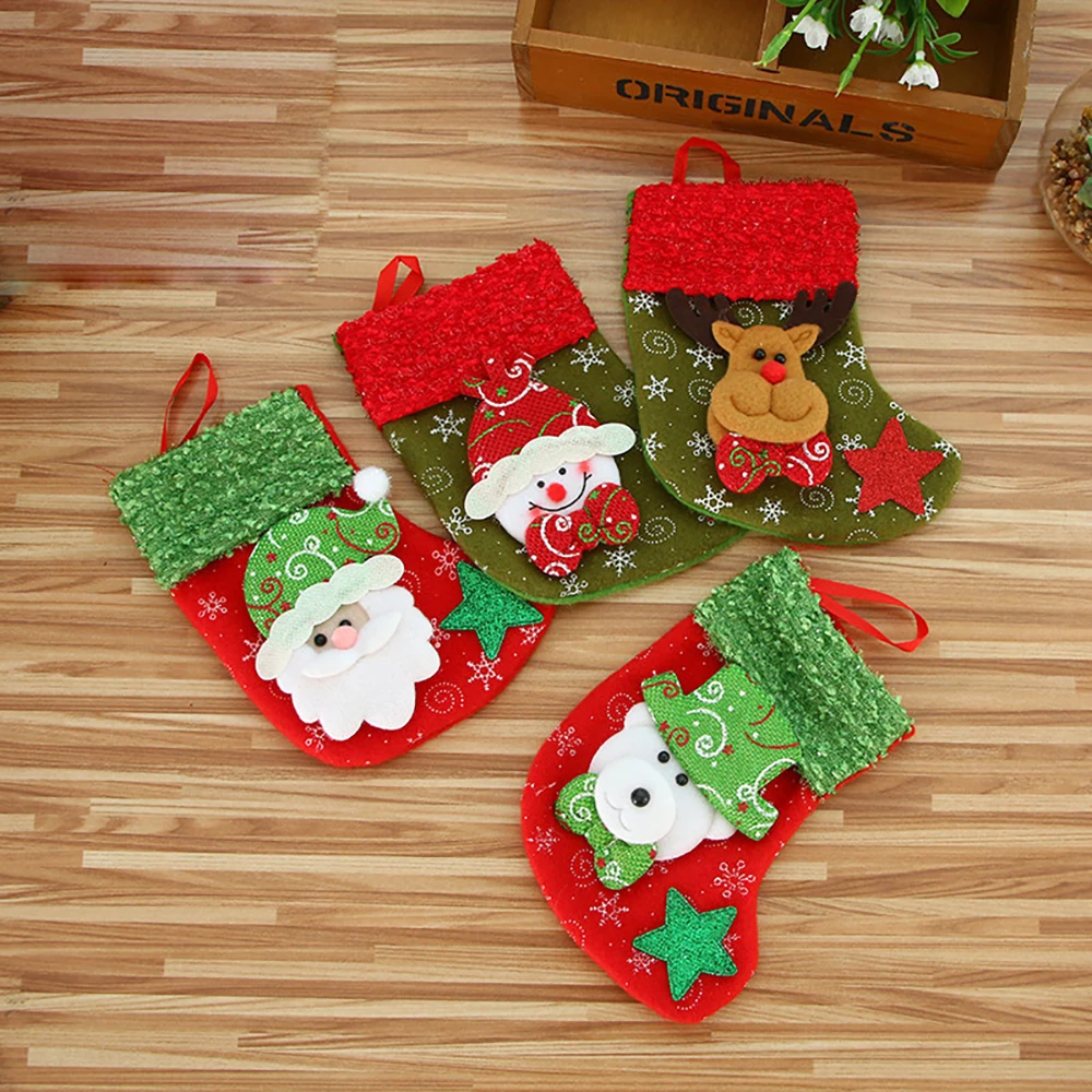 

4pcs Small Fabric Cloth Snowman Merry Christmas Xmas Party Candy Navidad Santa Claus Socks Kids Gifts Bags Bed Decorations Socks