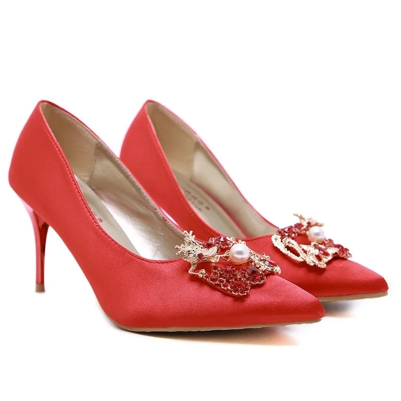 

Fashion Women Chinese Wedding Shoes Water Drill Thin High Heel Shoes Pointed Toe Slip on Leather Pump Shoes Sexy Water Drill